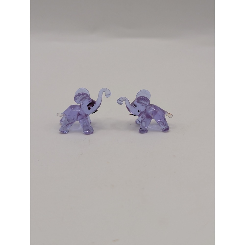 Vintage Miniature Hand Blown Glass Elephant‎ Figurines Lavender Purple Set of 2